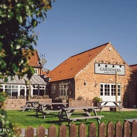 The Gardeners Country Inn Goxhill  Экстерьер фото